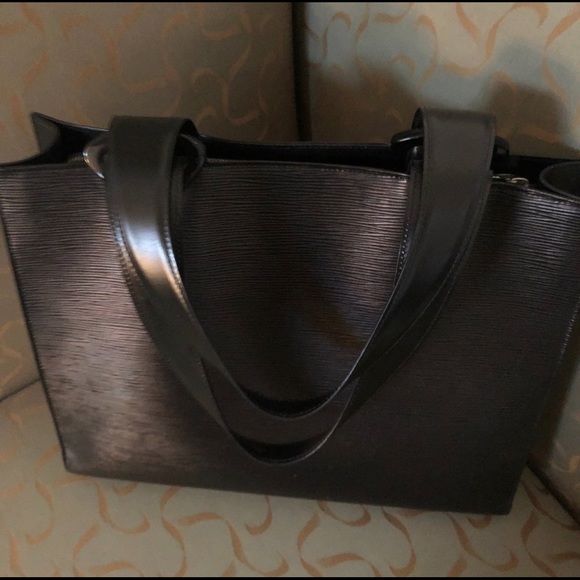 Louis Vuitton Vintage Epi Bag - Picture 5 of 16